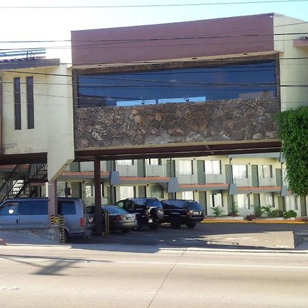 Hotel Golf Tijuana Exteriör bild